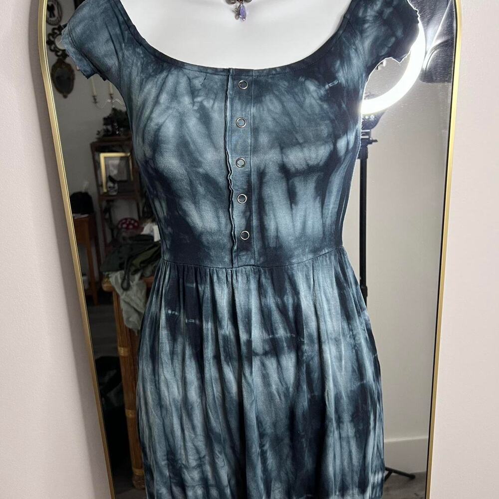 Blue and black tie dye mini
